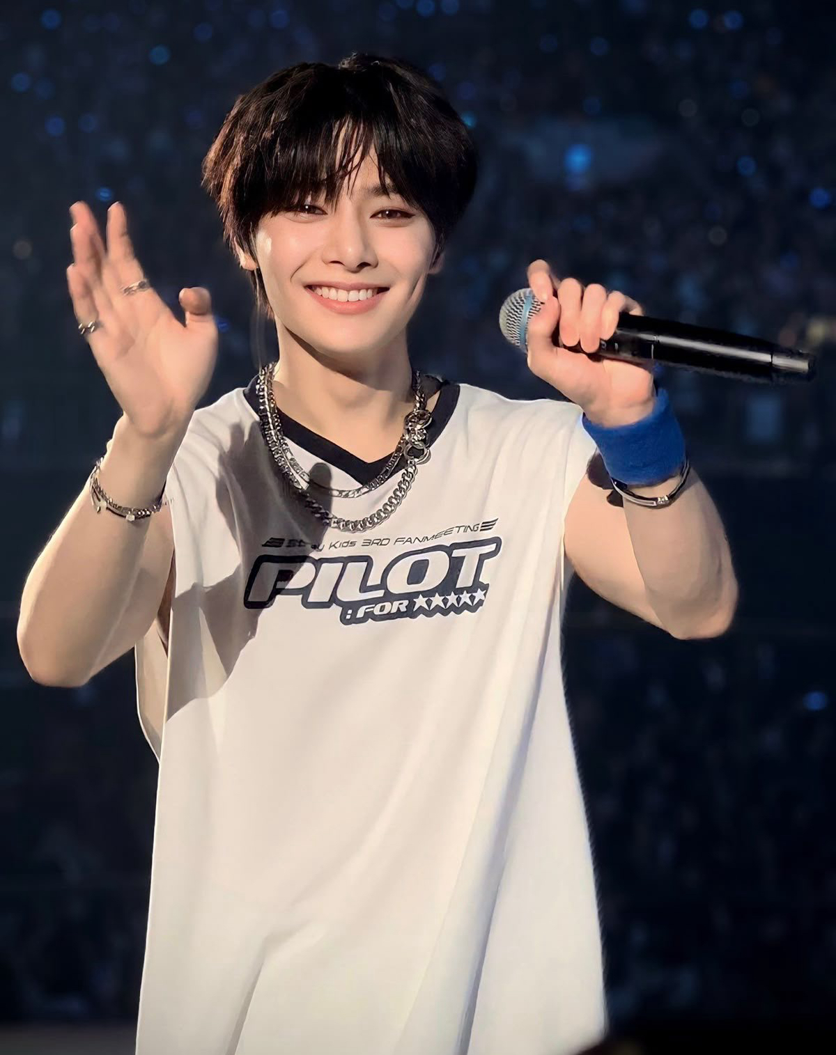 Behind-the-scenes cut of I.N (Stray Kids)