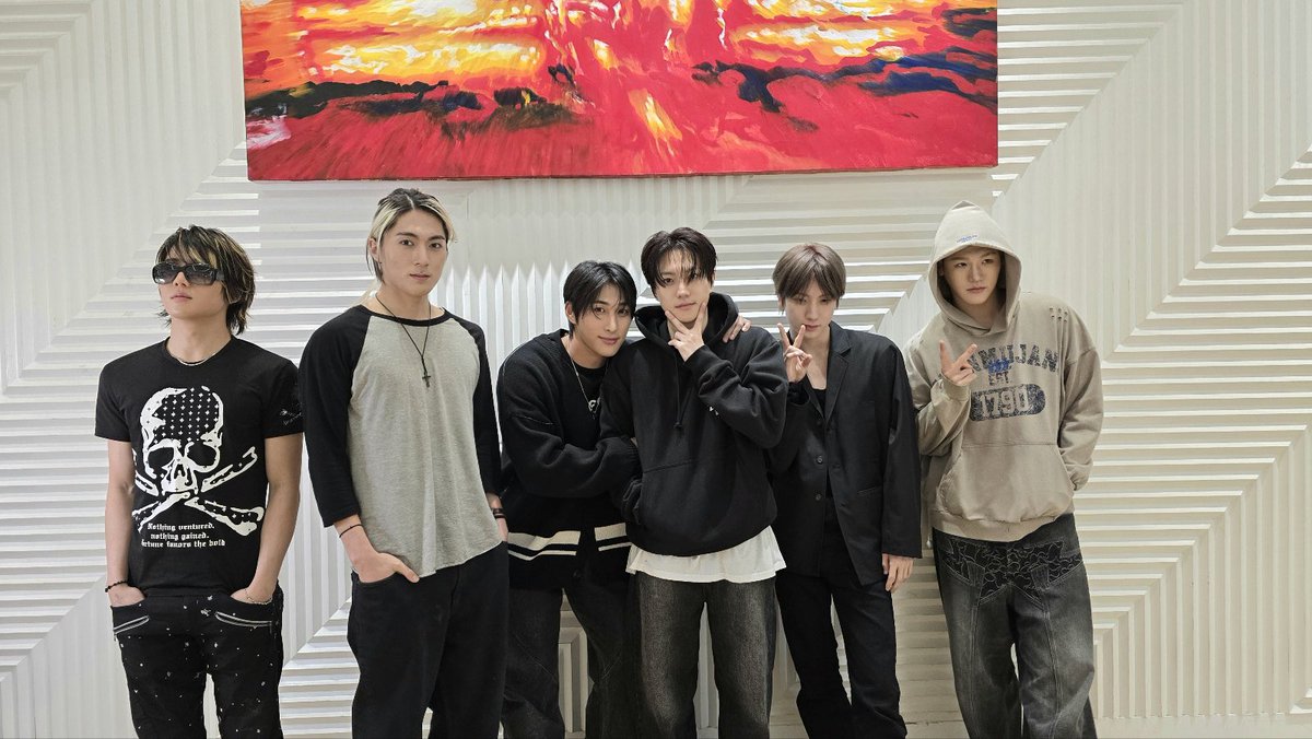 JUST Bの最新写真