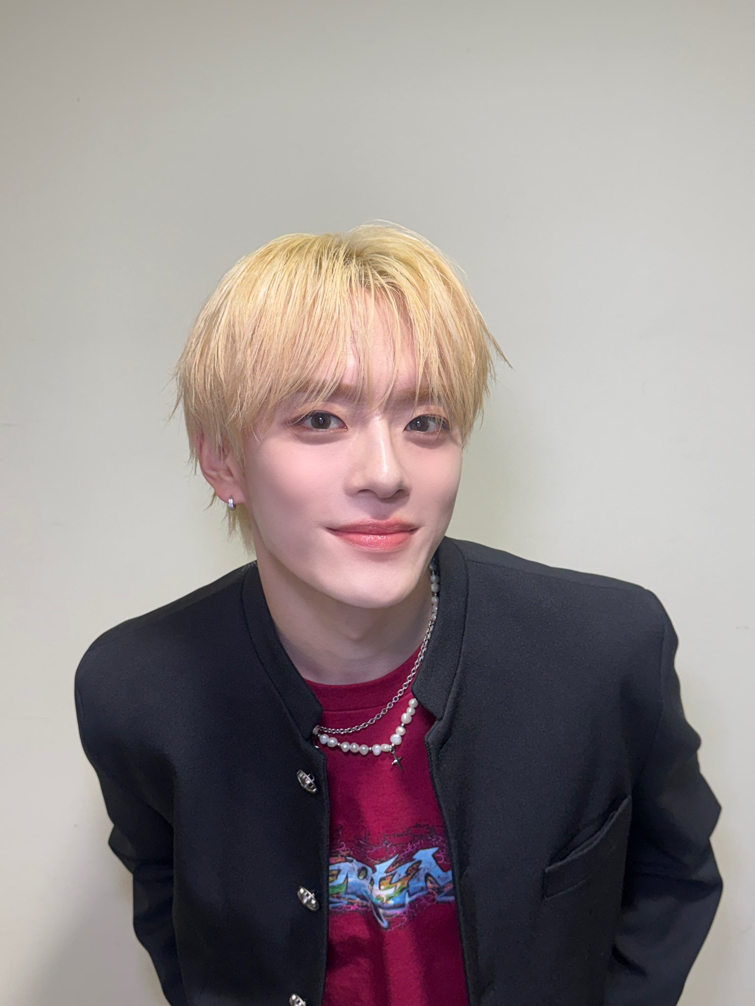 Recent activity shot of Kangmin (VERIVERY)