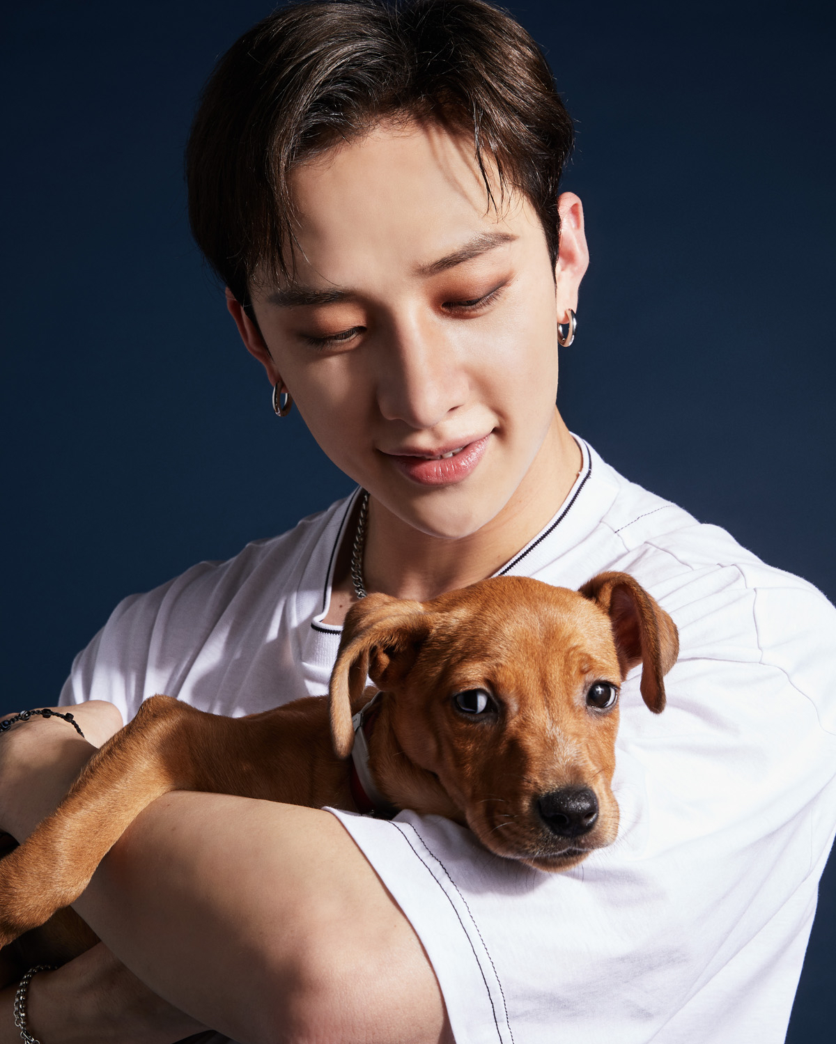 방찬 (Stray Kids)의 비하인드 컷