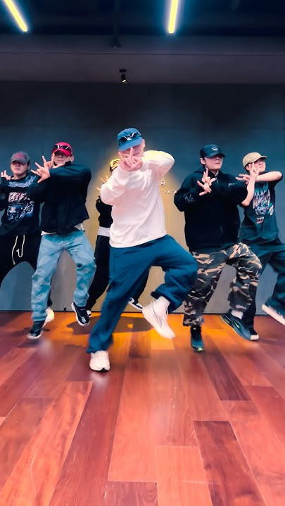 Recent activity shot of Wonho