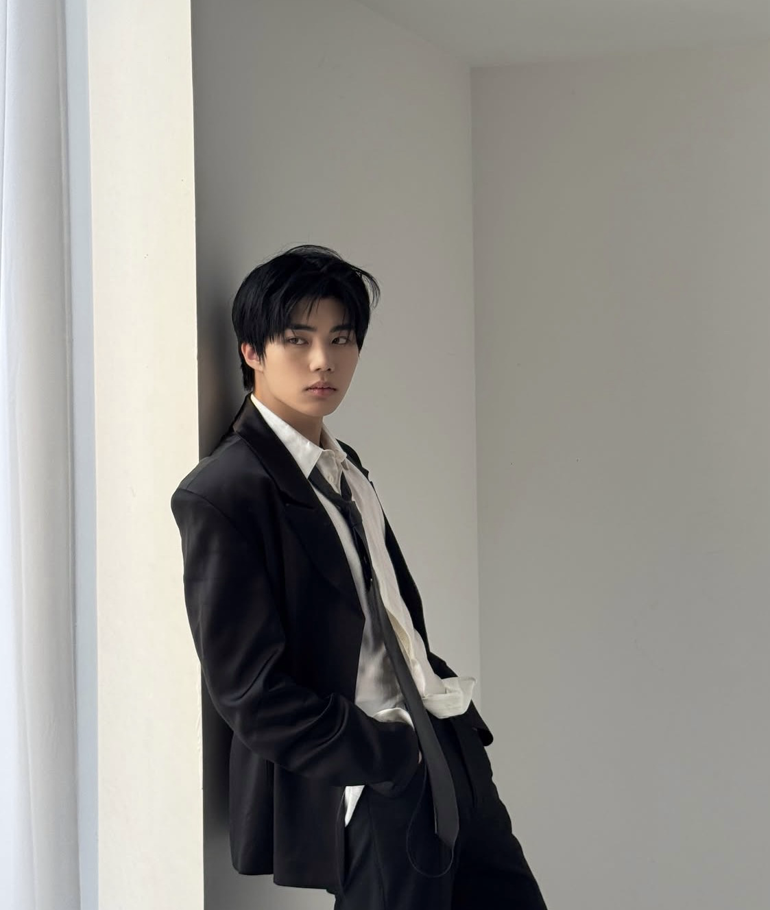 Recent activity shot of Park Gunwook (ZEROBASEONE)