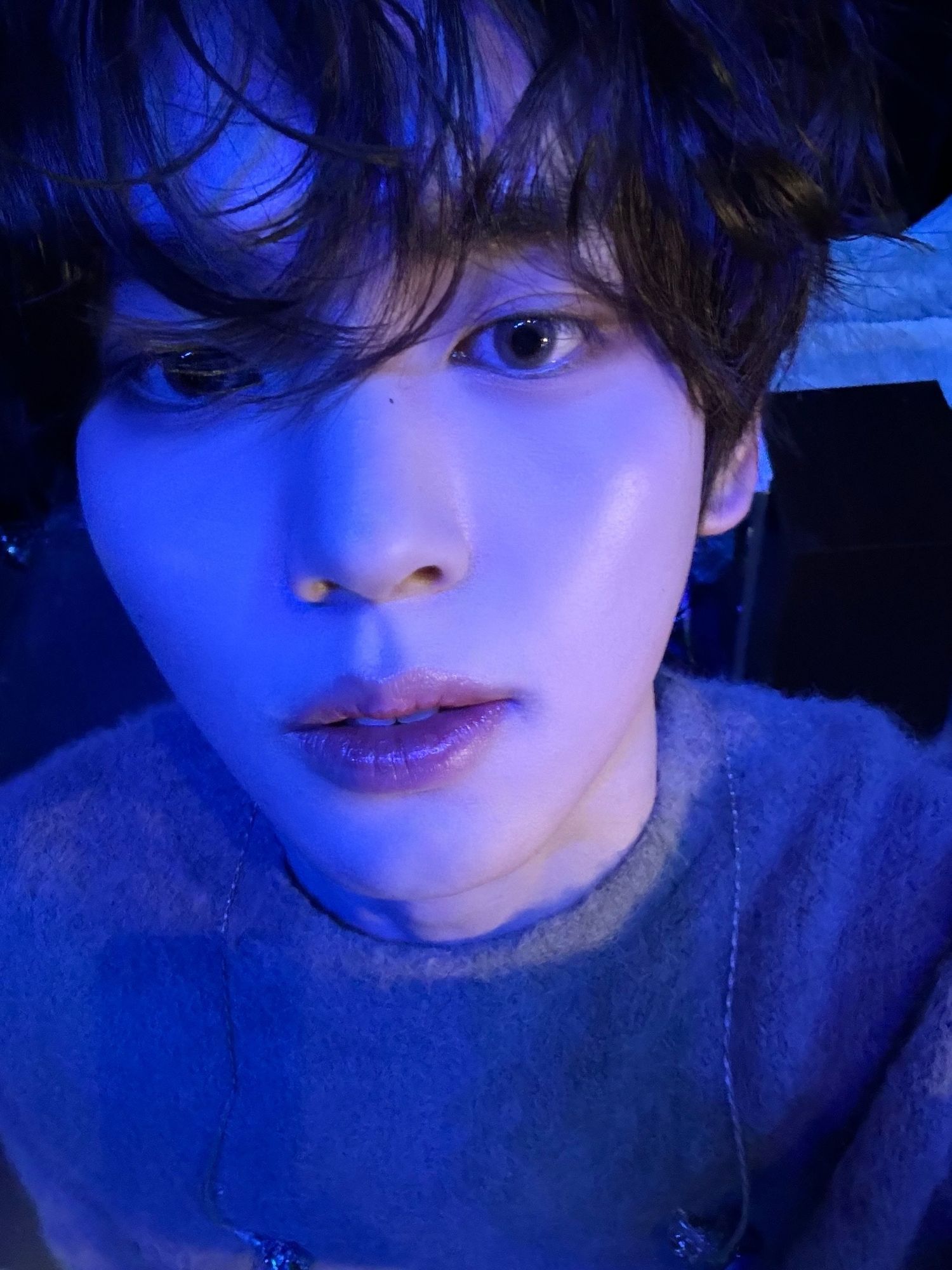 Recent activity shot of Han Yujin (ZEROBASEONE)