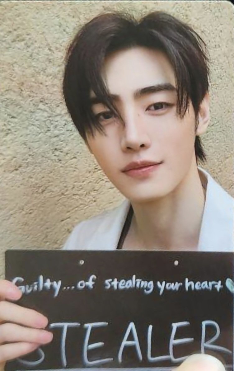 ソンフン (ENHYPEN)の舞台裏ショット