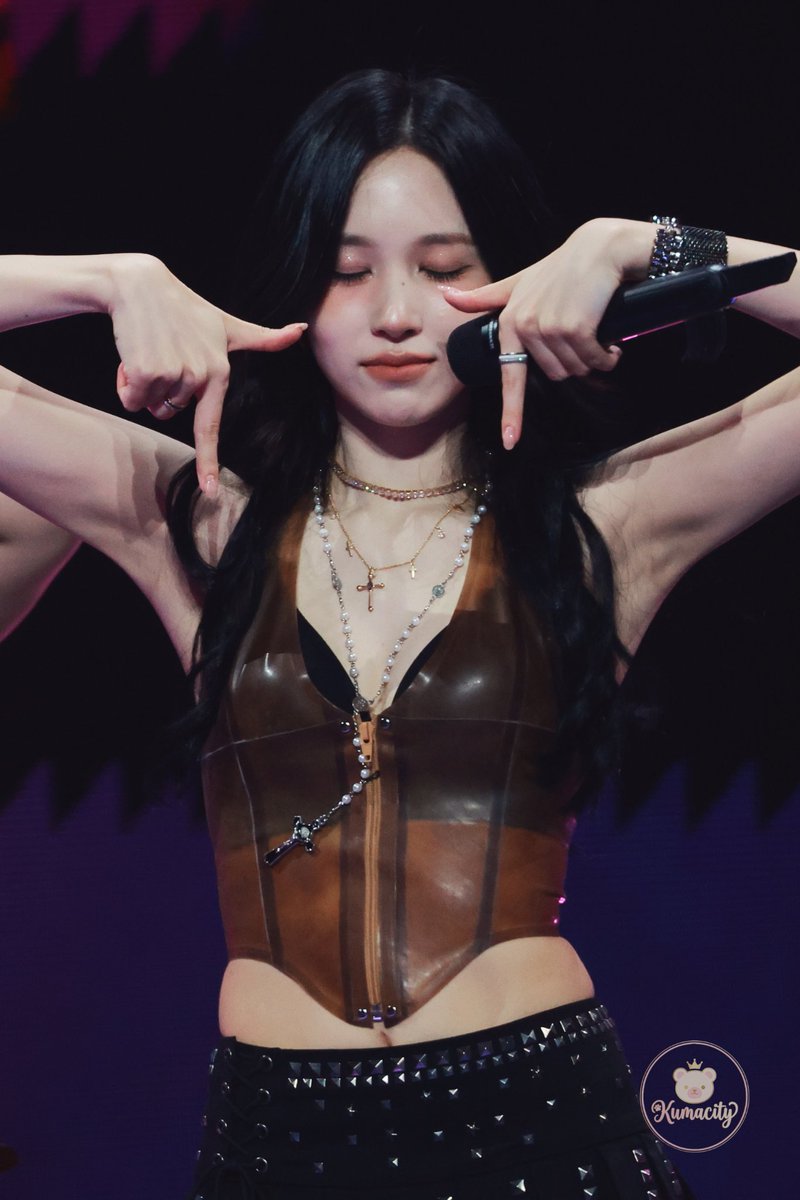 Mina (TWICE)粉丝拍下的瞬间