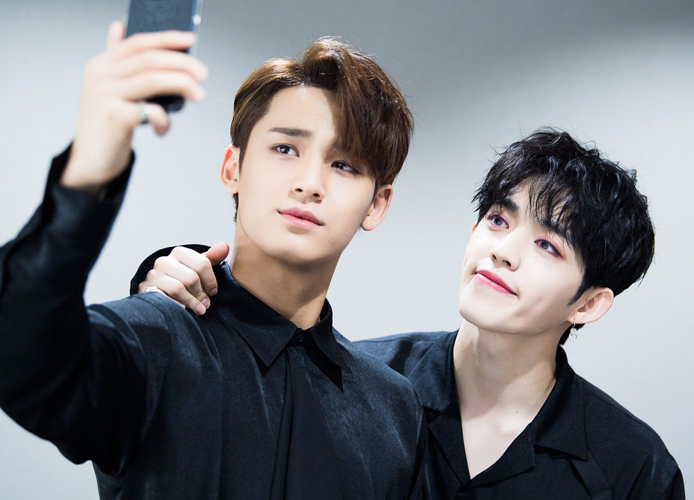 A moment captured by S.Coups (SEVENTEEN)'s fan