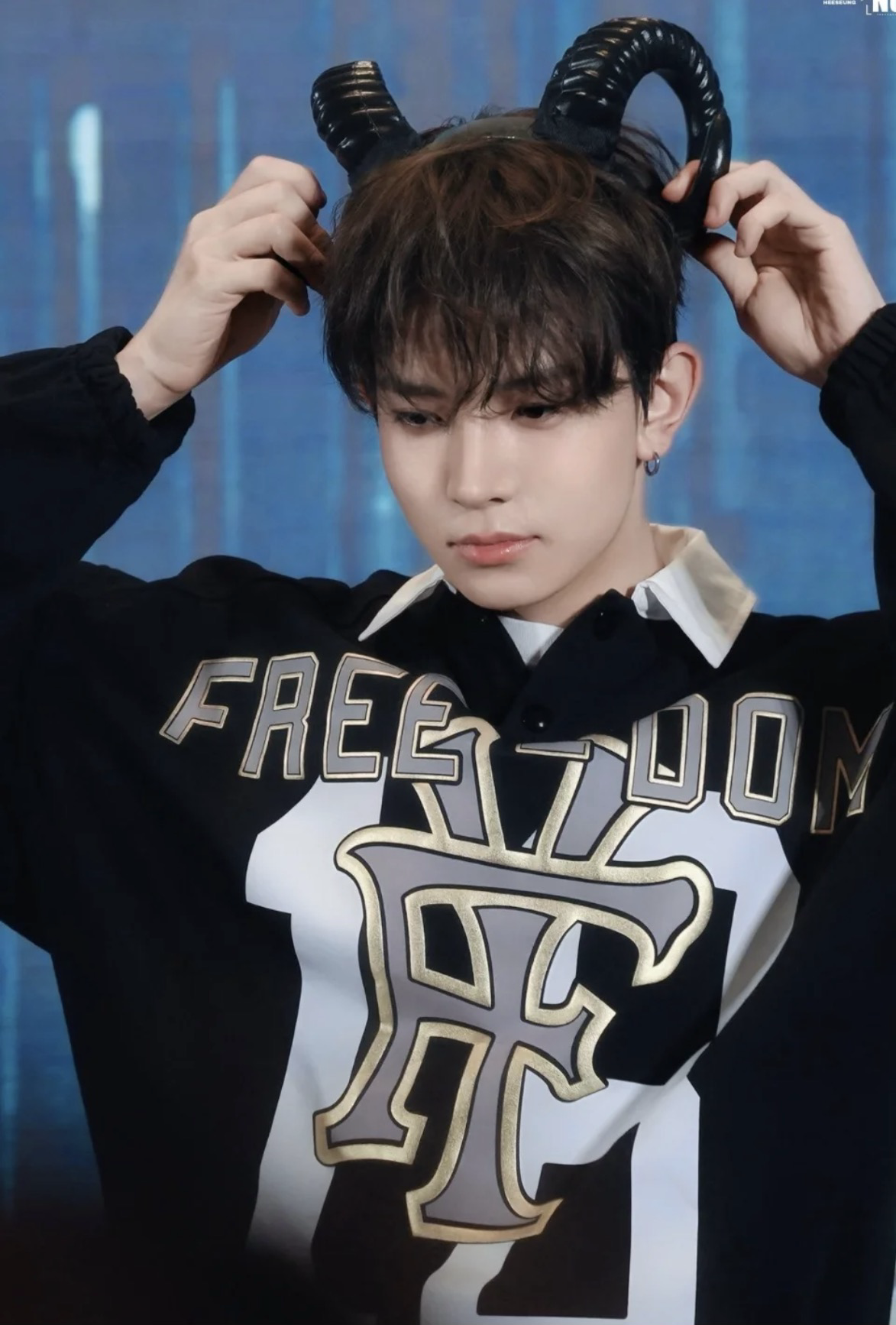 희승 최근 활동샷