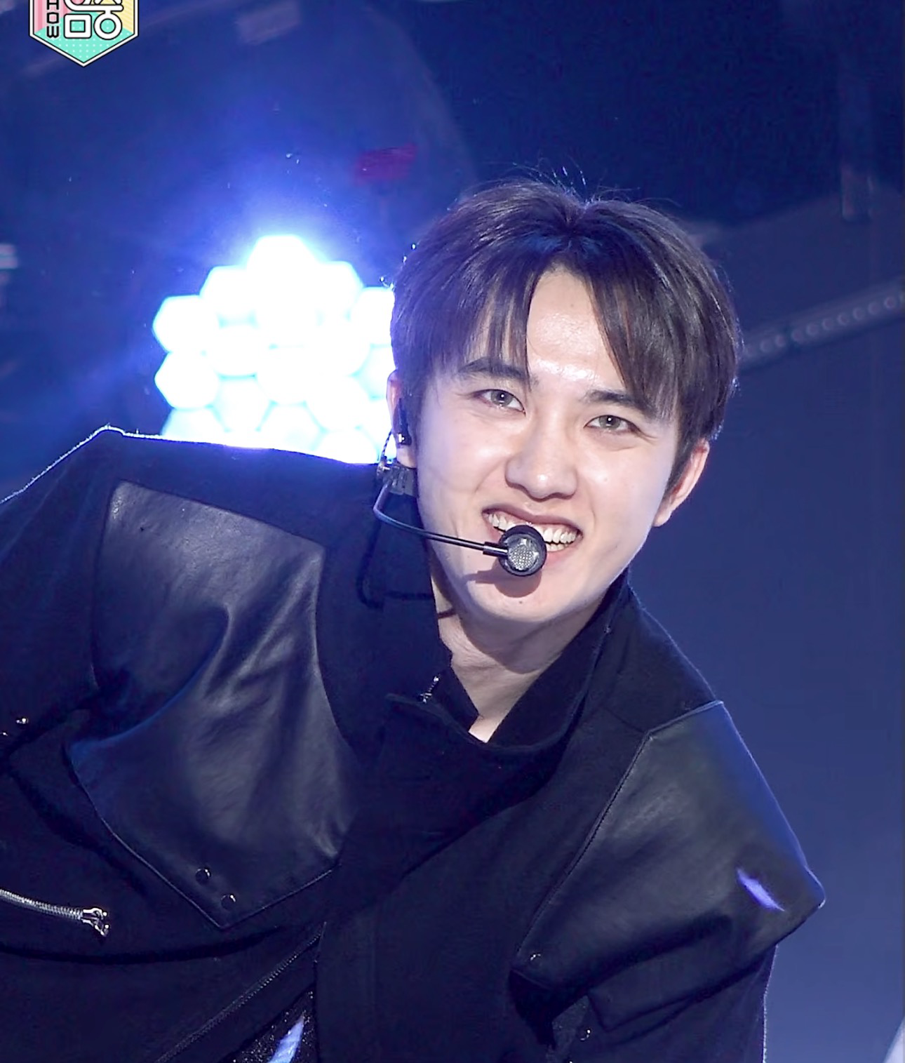 디오 (EXO)의 최신 사진