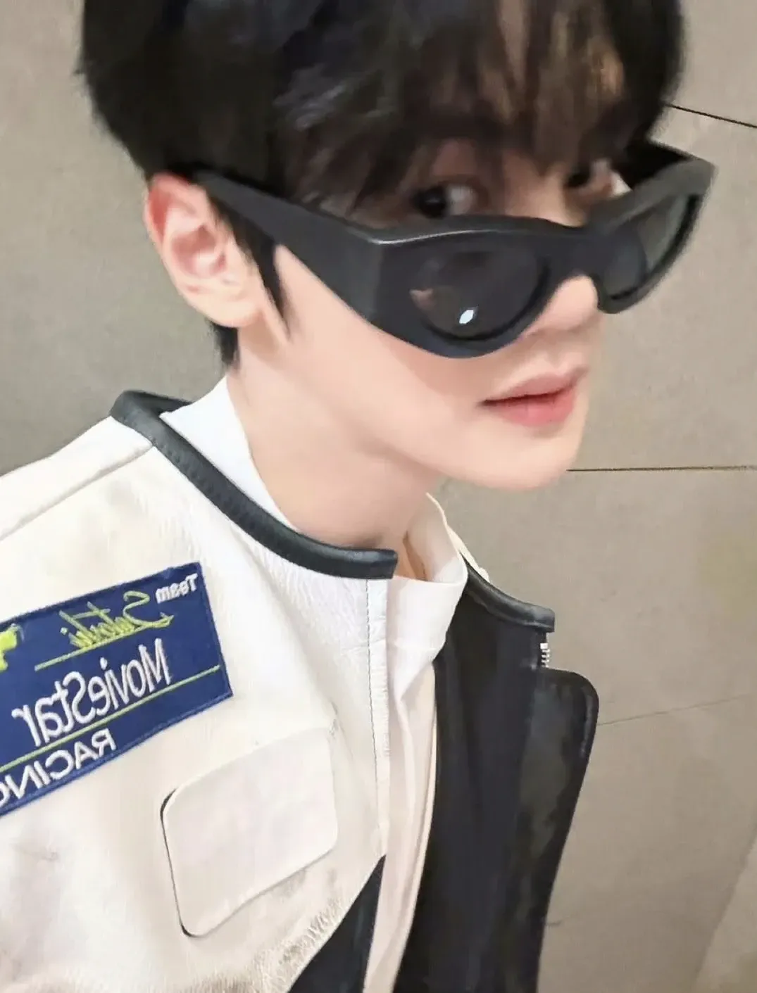 A moment captured by Kim Gyuvin's fan