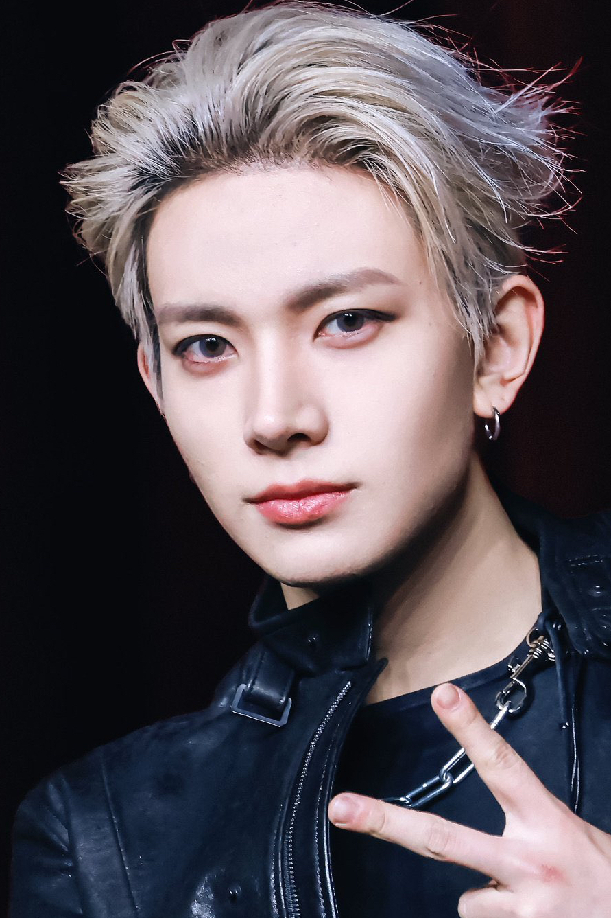 희승 (ENHYPEN) 최근 활동샷