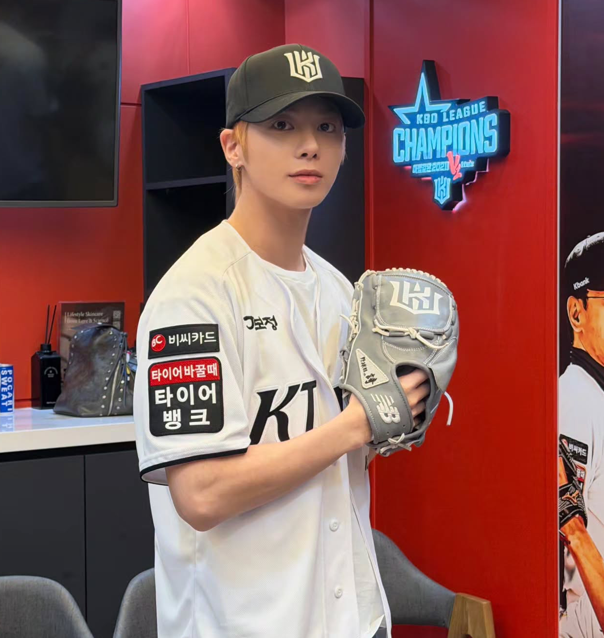 A moment captured by Taehyun (TOMORROW X TOGETHER)'s fan