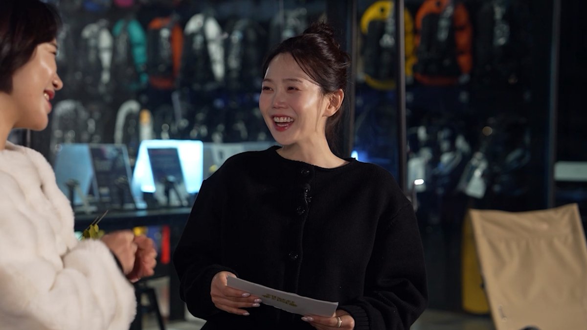 Recent activity shot of OH MY GIRL