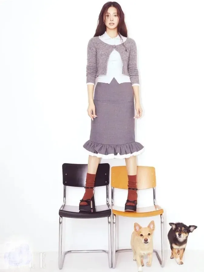 Latest photo of Tzuyu (TWICE)