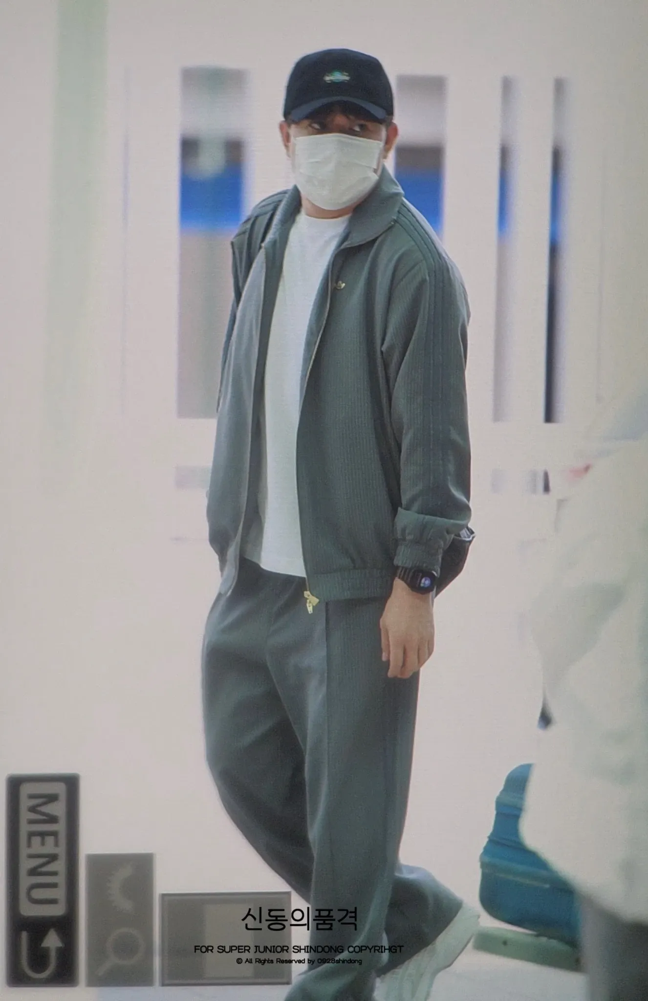 A moment captured by Shindong (Super Junior)'s fan