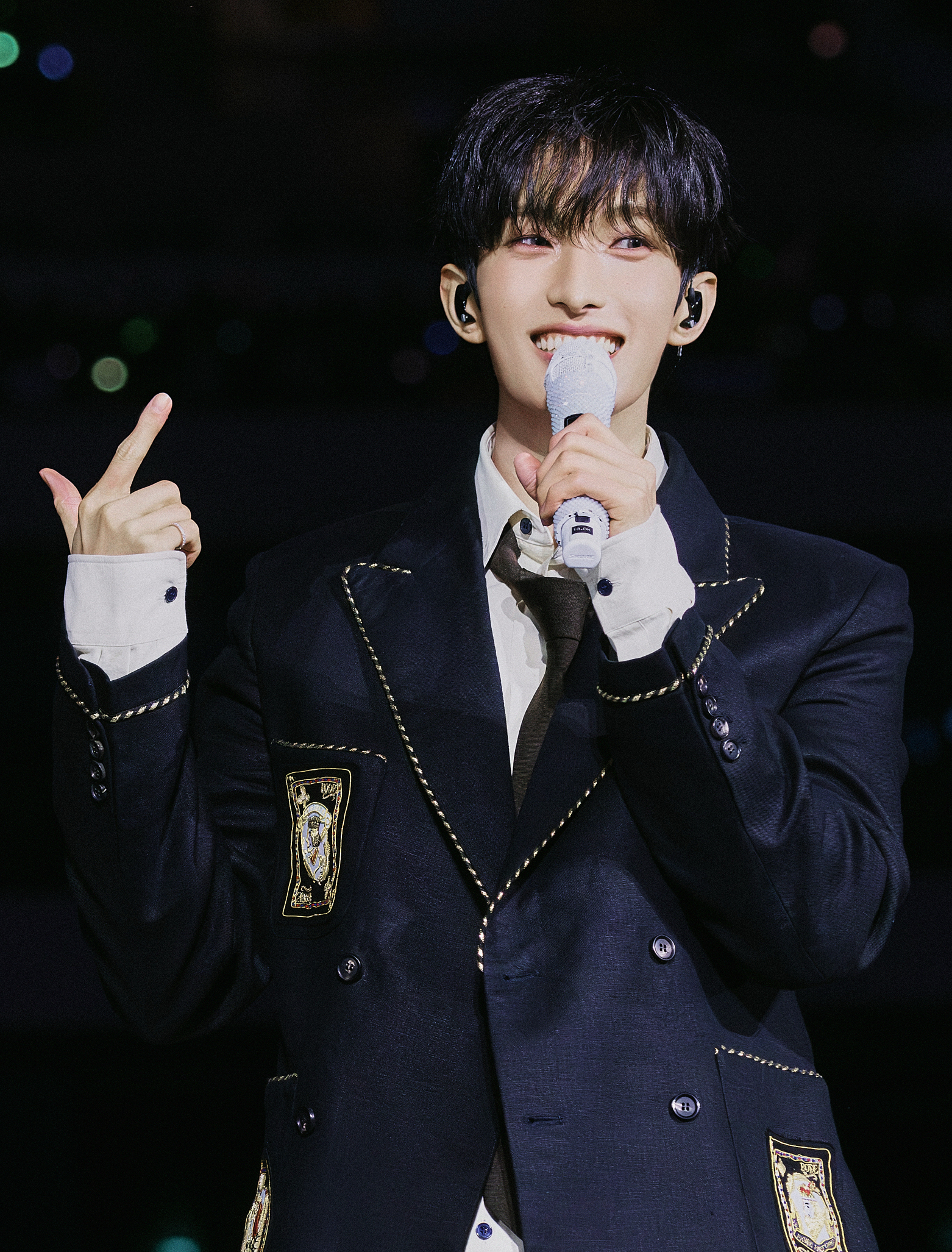 A moment captured by DK (SEVENTEEN)'s fan