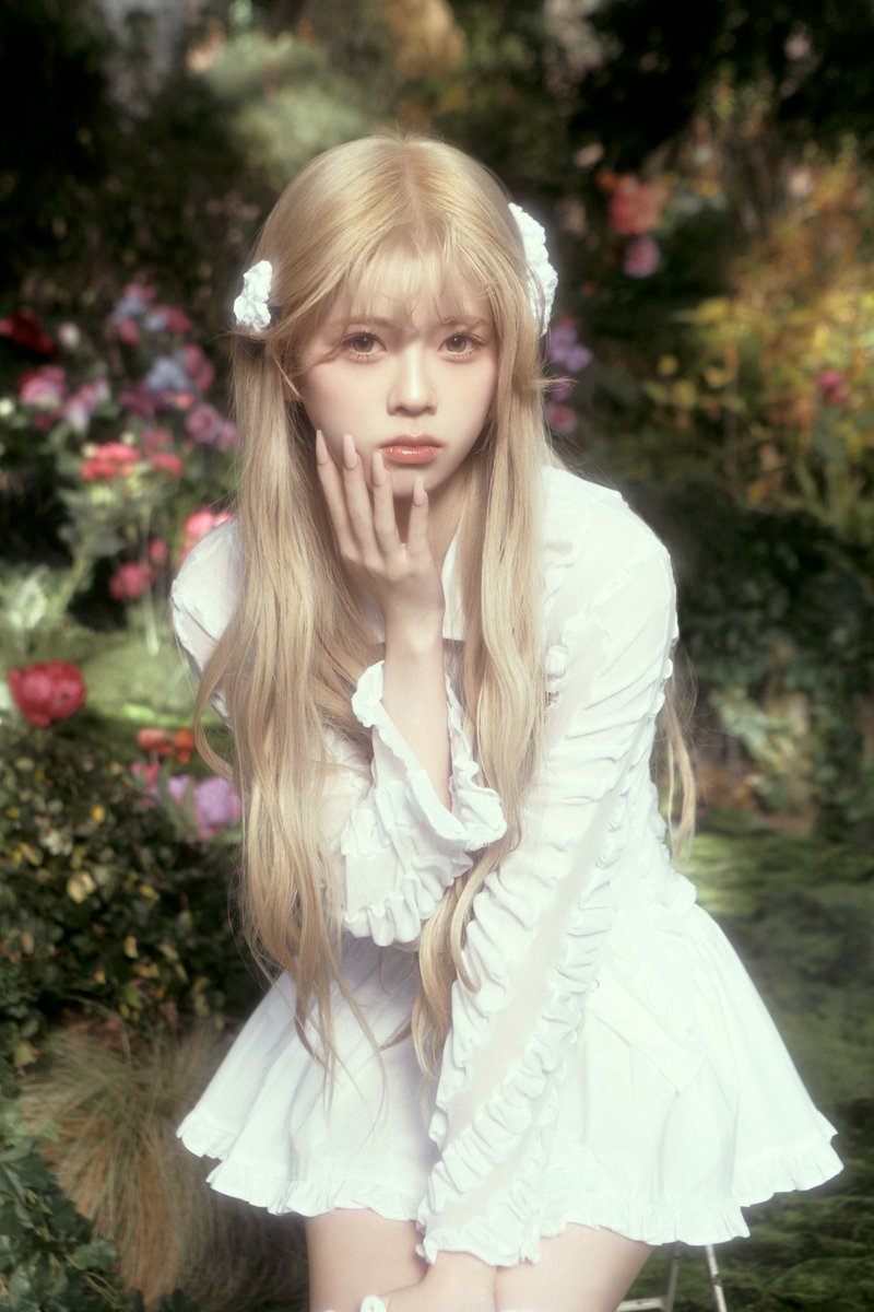 Latest photo of NiziU