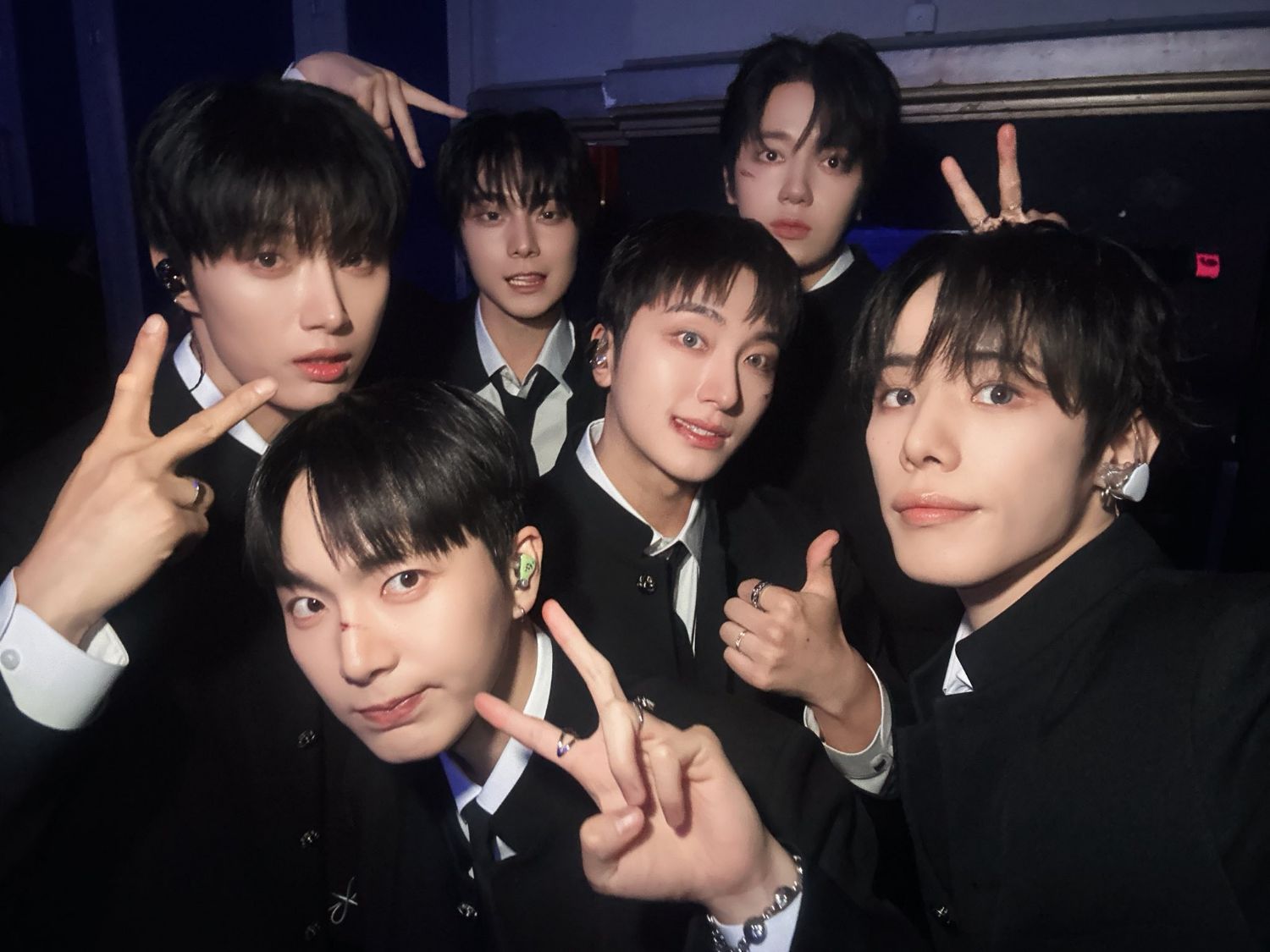 Behind-the-scenes cut of OMEGA X