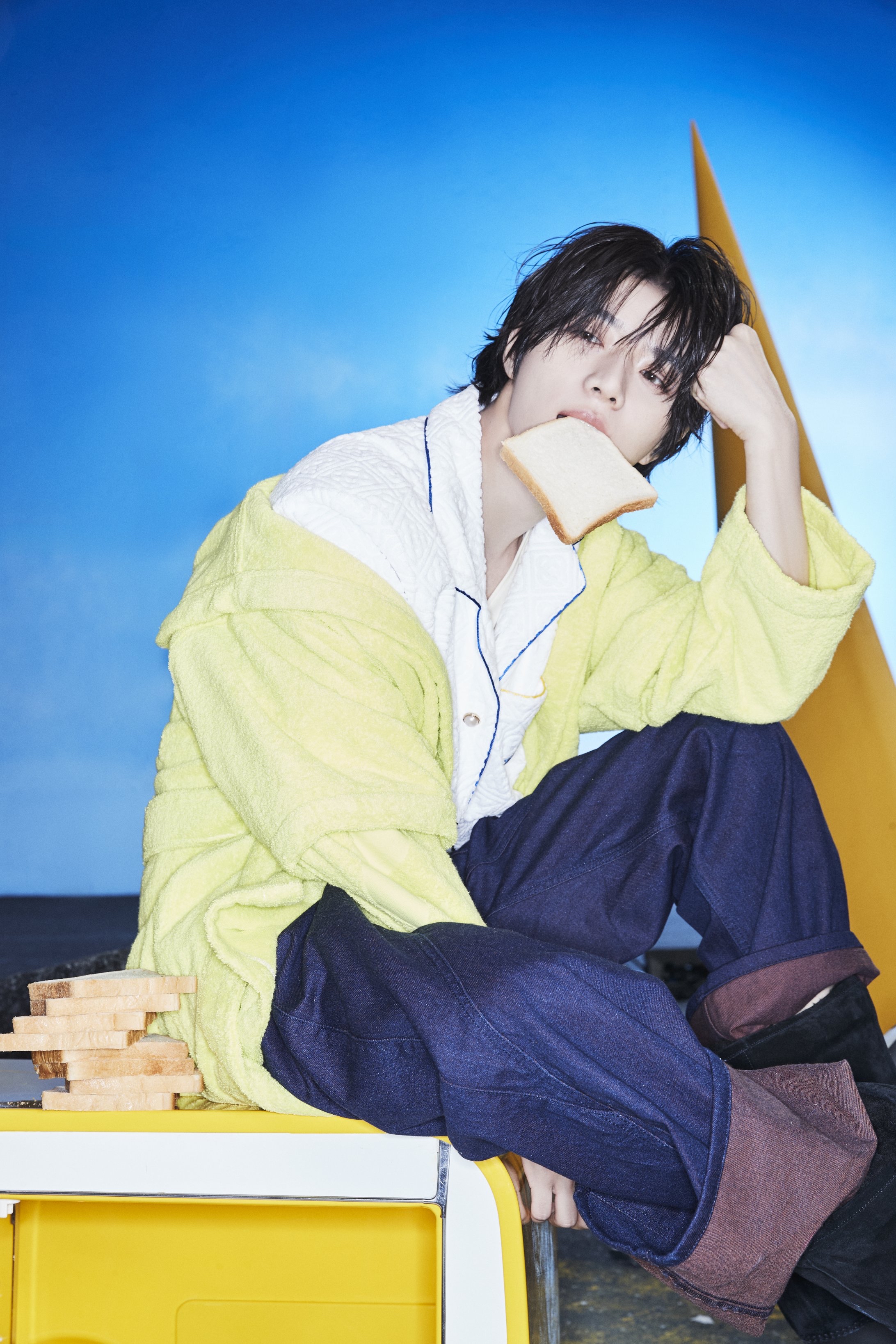 Potret di balik layar TOMORROW X TOGETHER