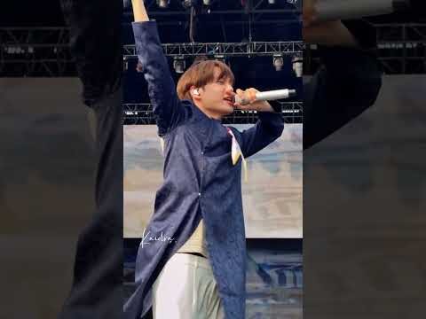 Momen yang diabadikan oleh penggemar Kai (EXO)