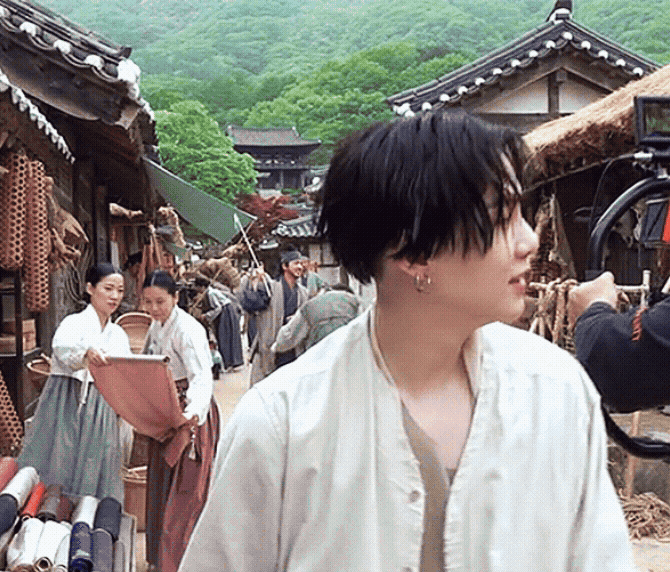 슈가 (방탄소년단) 최근 활동샷