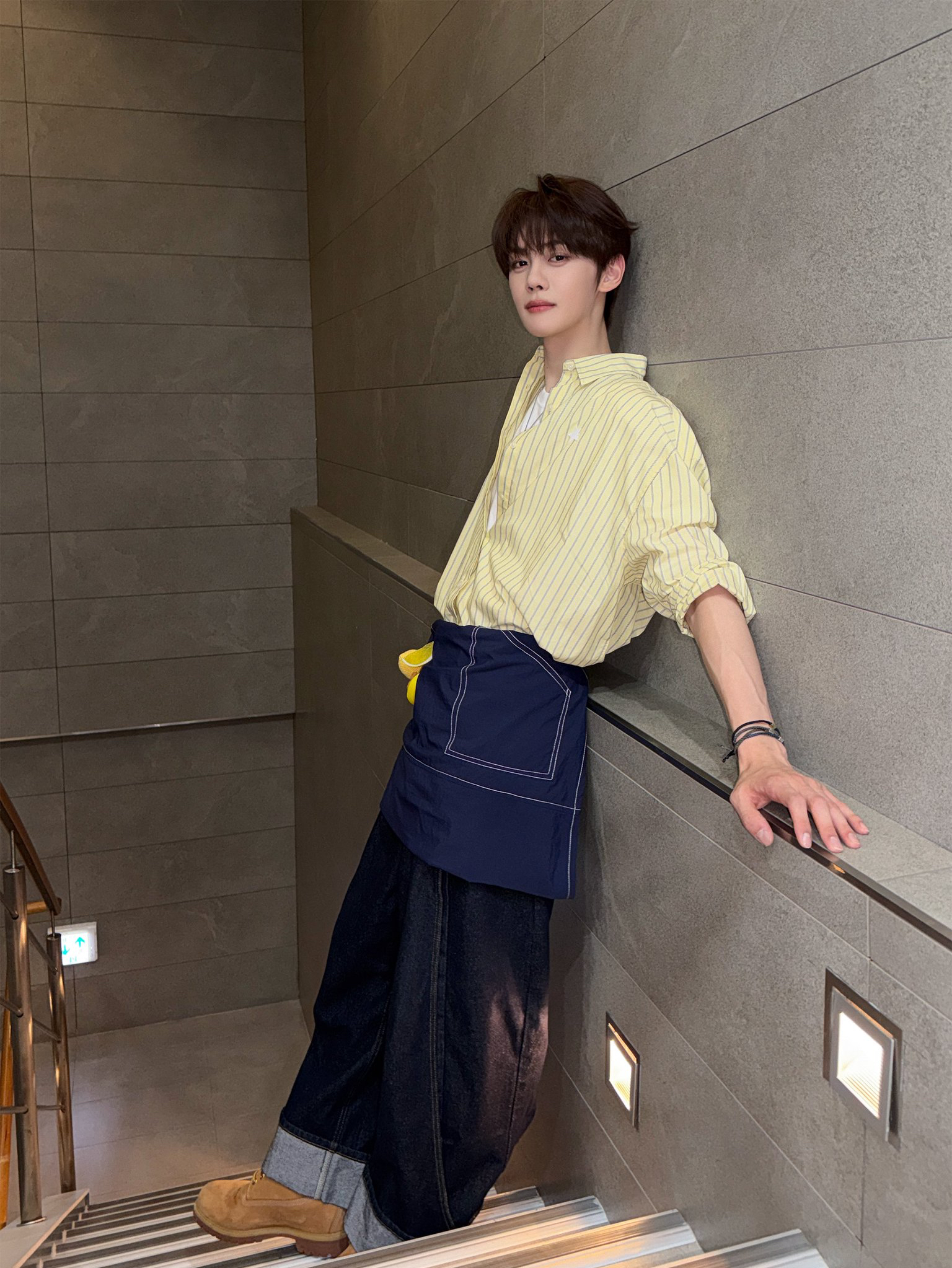 Recent activity shot of Kim Gyuvin (AND2BLE)