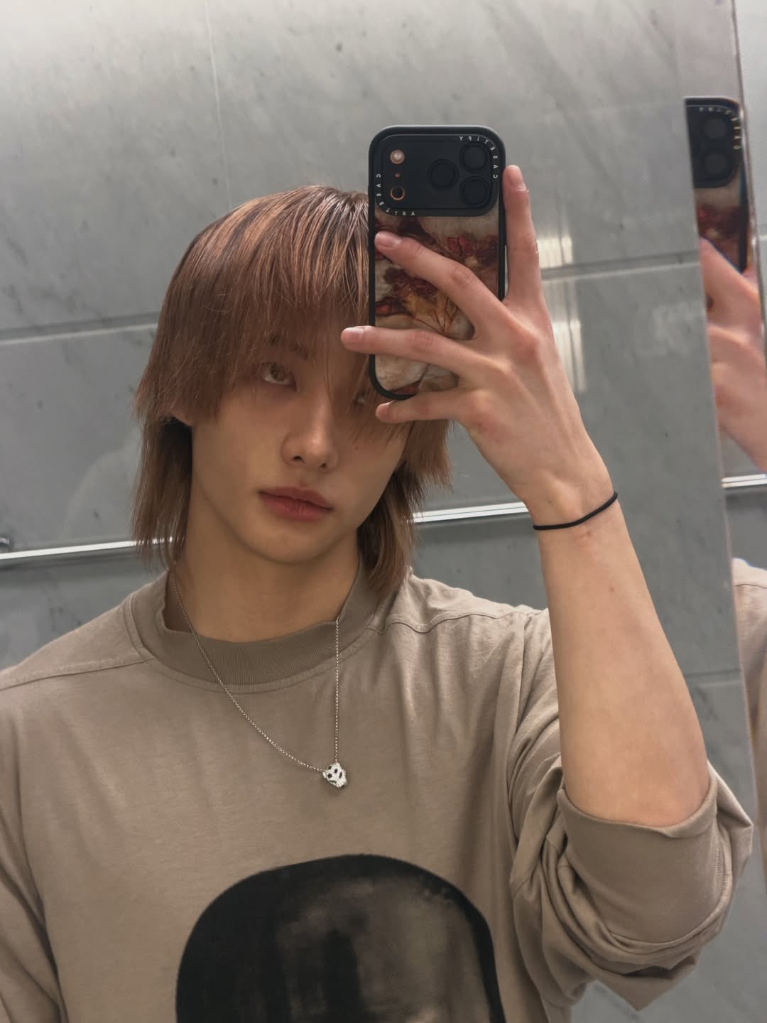 Latest photo of Hyunjin (Stray Kids)