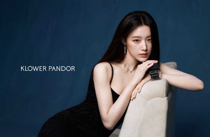 Latest photo of Shuhua (i-dle)