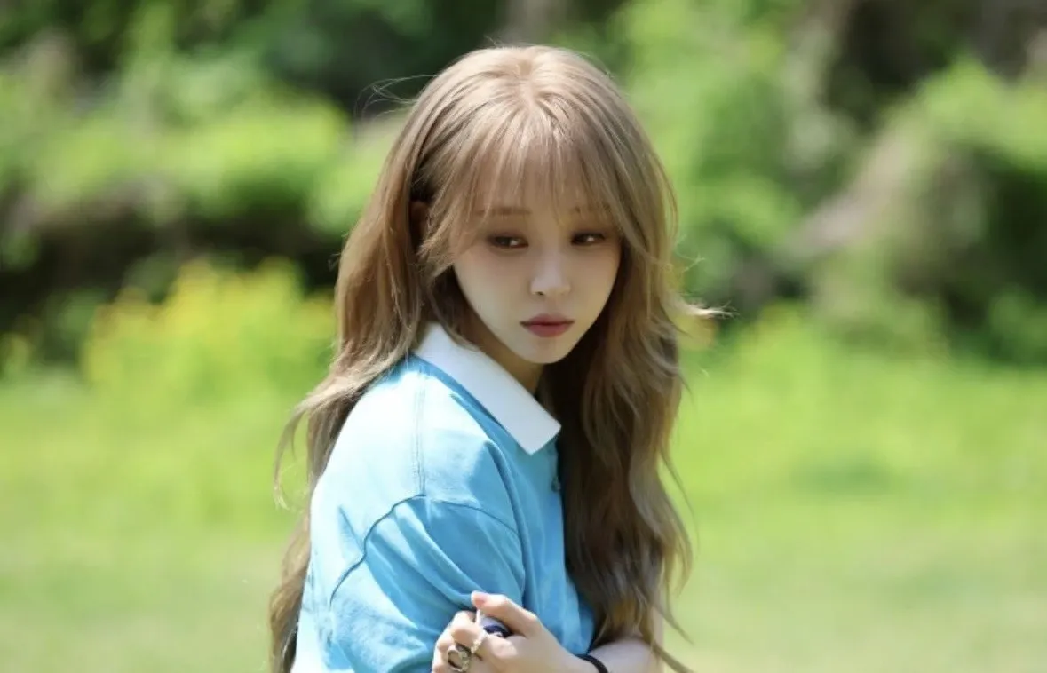 Recent activity shot of Moonbyul (MAMAMOO)