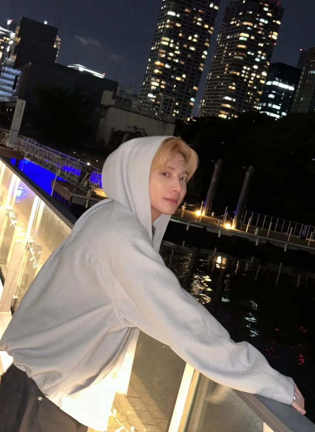 태현 (투모로우바이투게더)의 비하인드 컷