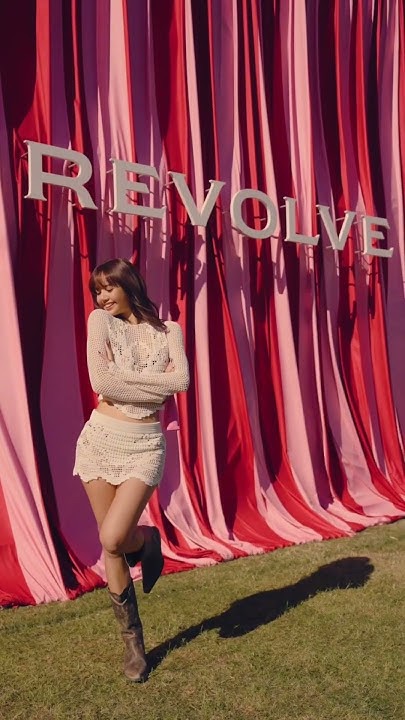 Fan-made special wallpaper for Lisa (BLACKPINK)