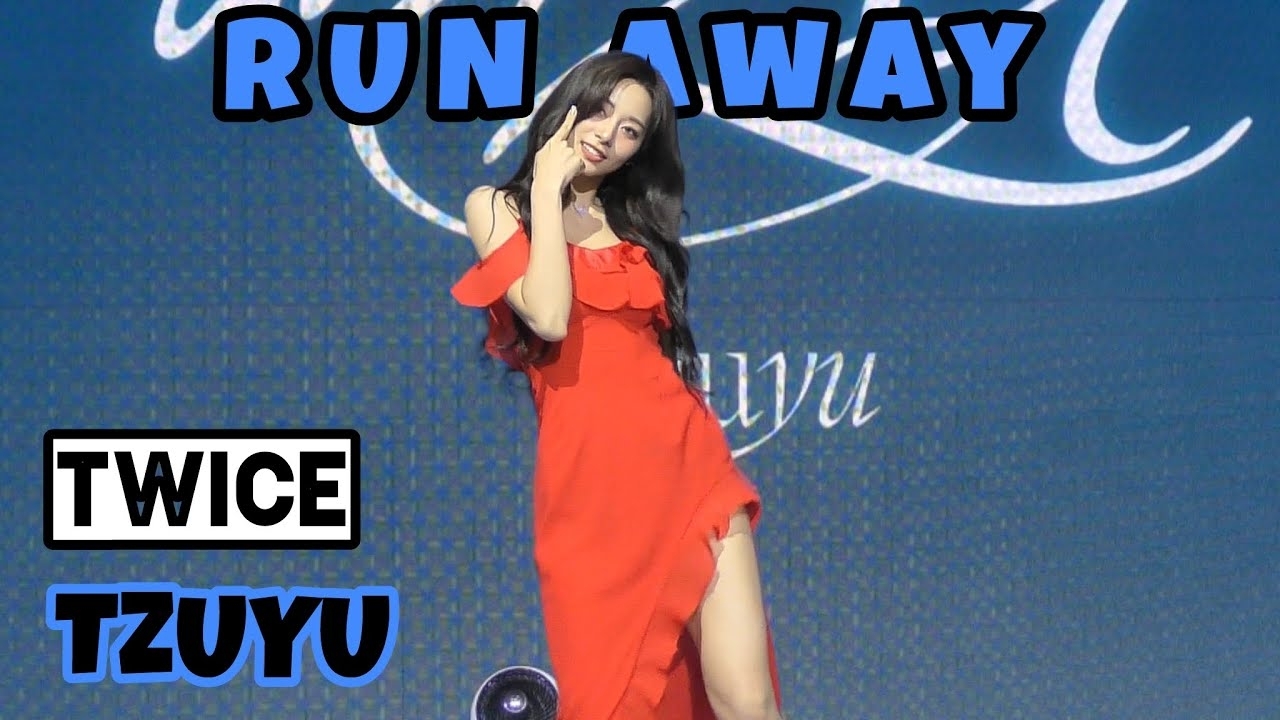 Foto aktivitas terbaru Tzuyu (TWICE)