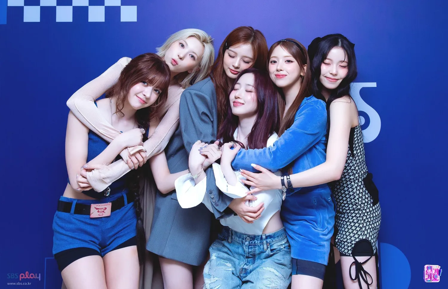 Recent activity shot of NMIXX