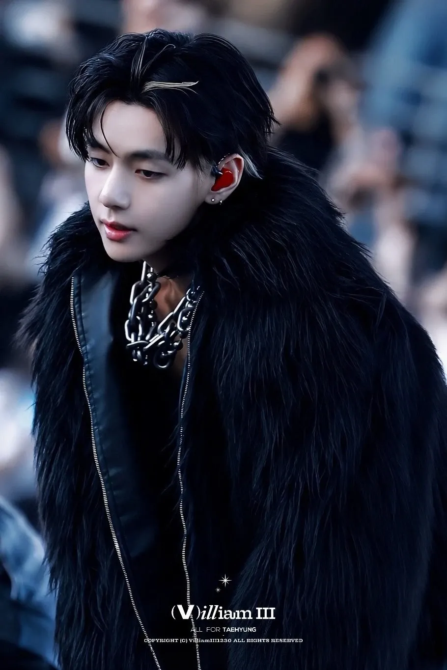 Recent activity shot of V (BTS)