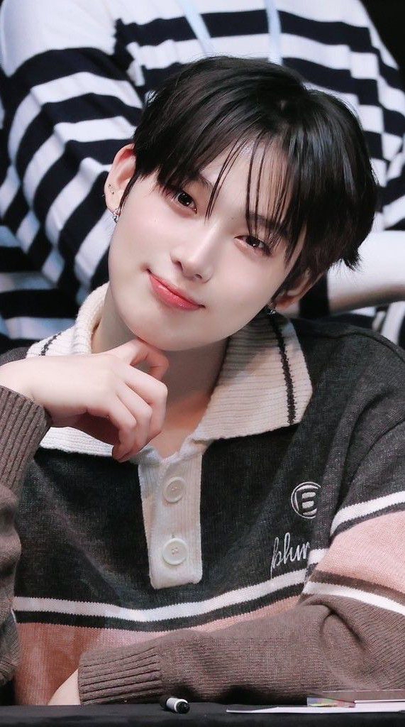 善禹 (ENHYPEN)的最新照片