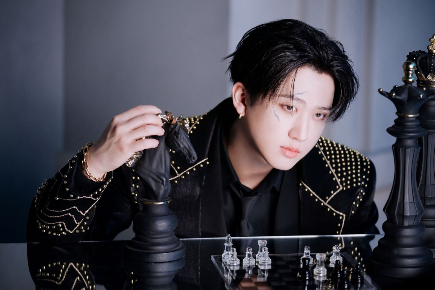 Behind-the-scenes cut of Changbin (Stray Kids)