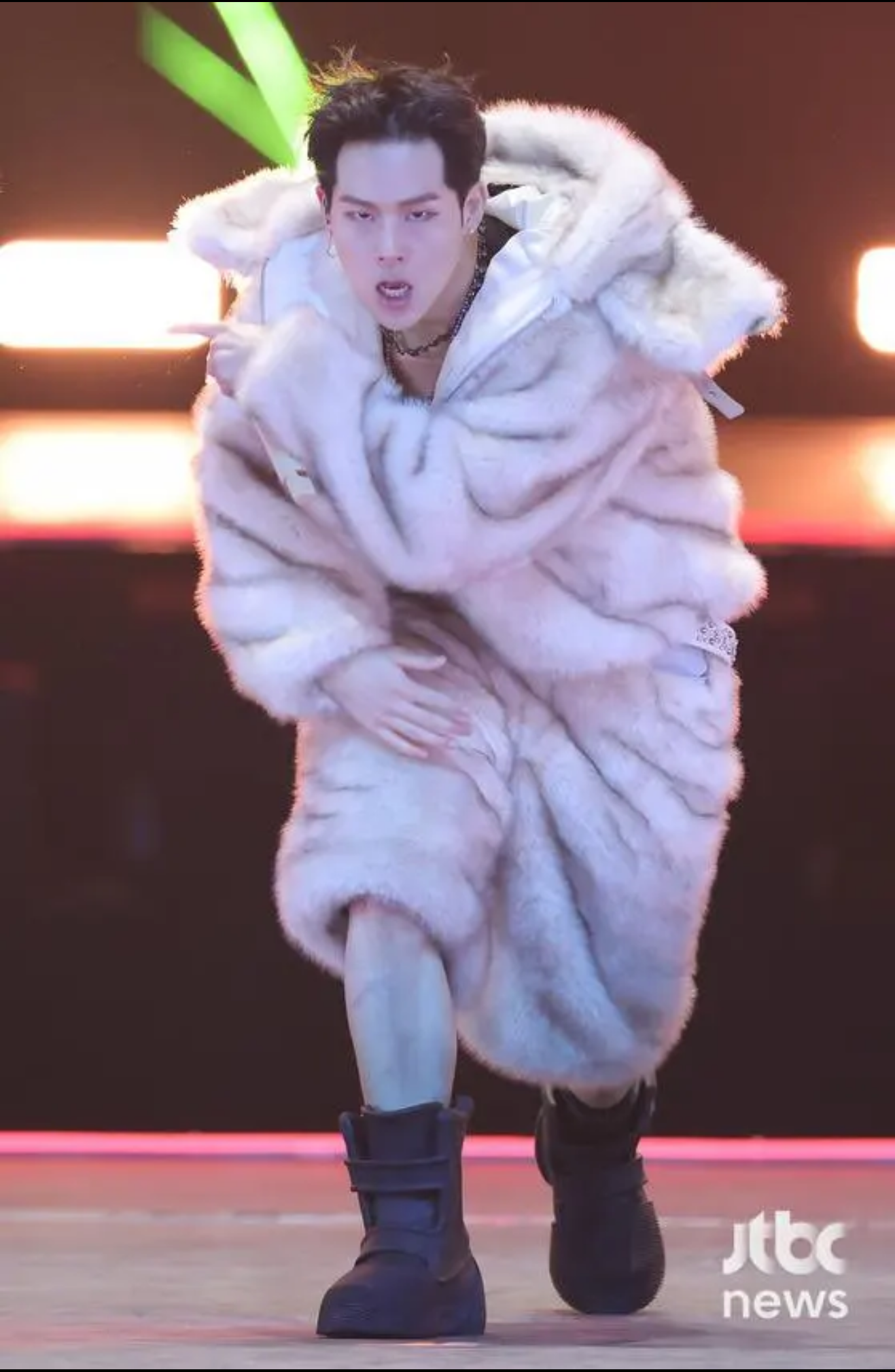 Potret di balik layar MONSTA X