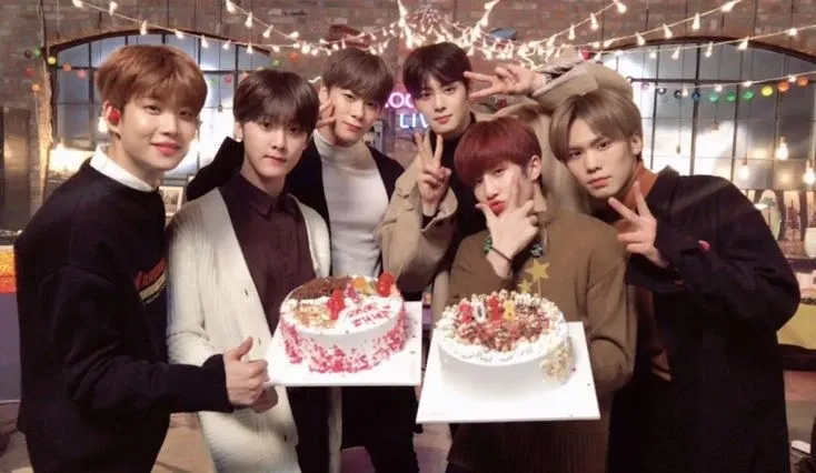 아스트로 최근 활동샷