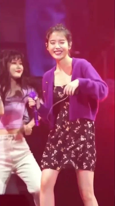 IUの舞台裏ショット