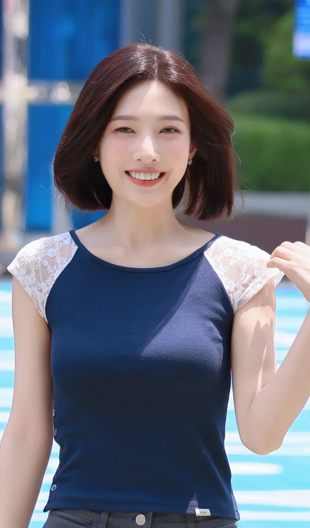 Recent activity shot of Joy (Red Velvet)