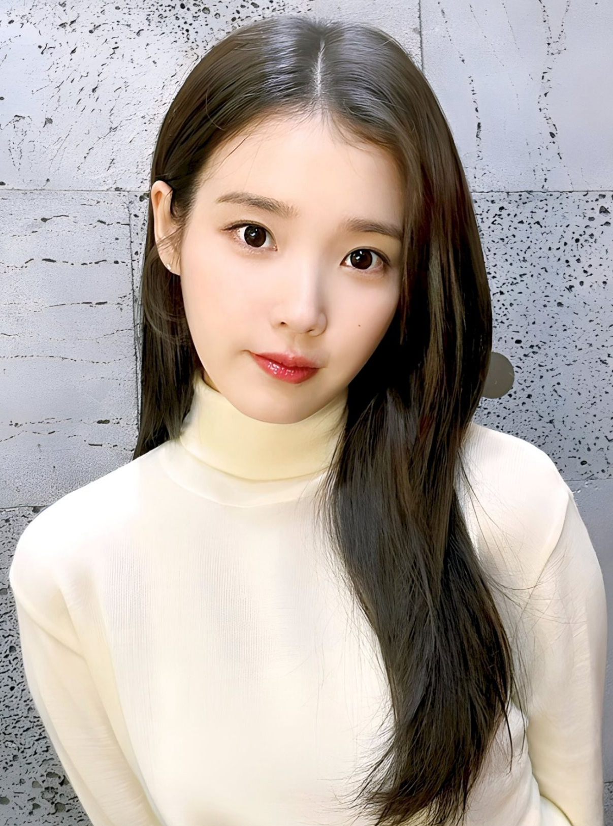 아이유 최근 활동샷