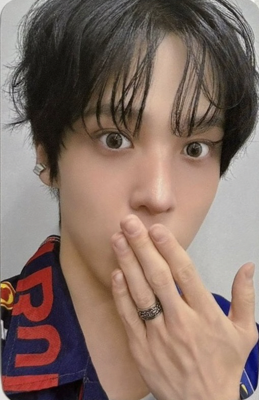 Behind-the-scenes cut of Yunho (ATEEZ)
