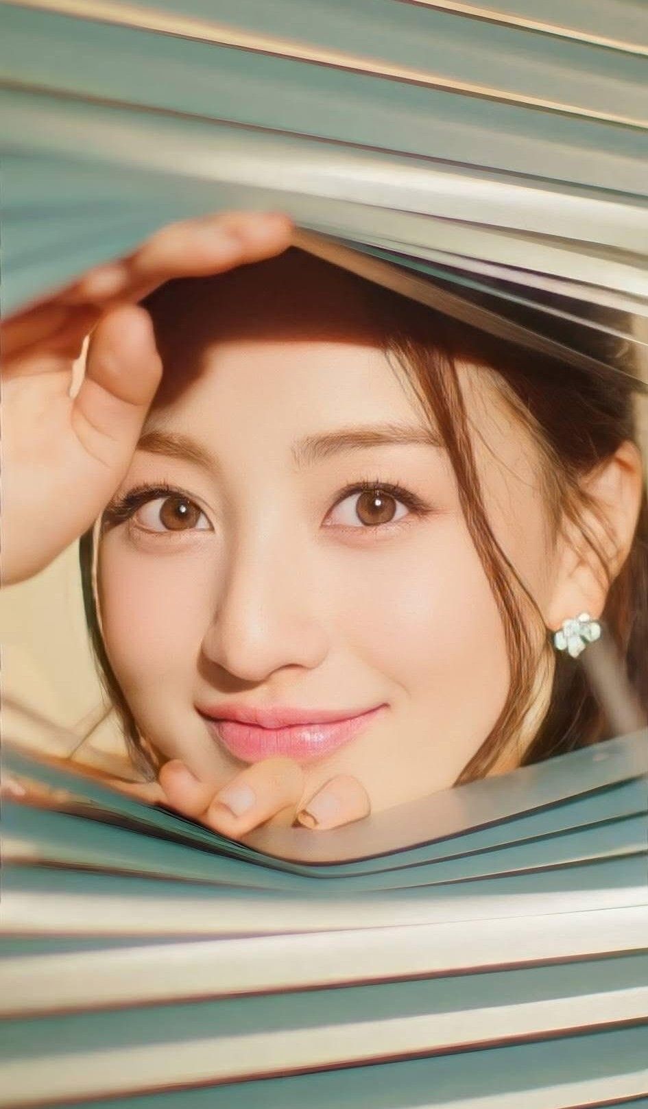 Recent activity shot of Jihyo (TWICE)