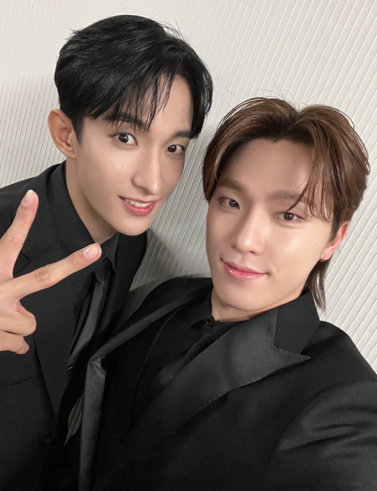 A moment captured by Dino (SEVENTEEN)'s fan