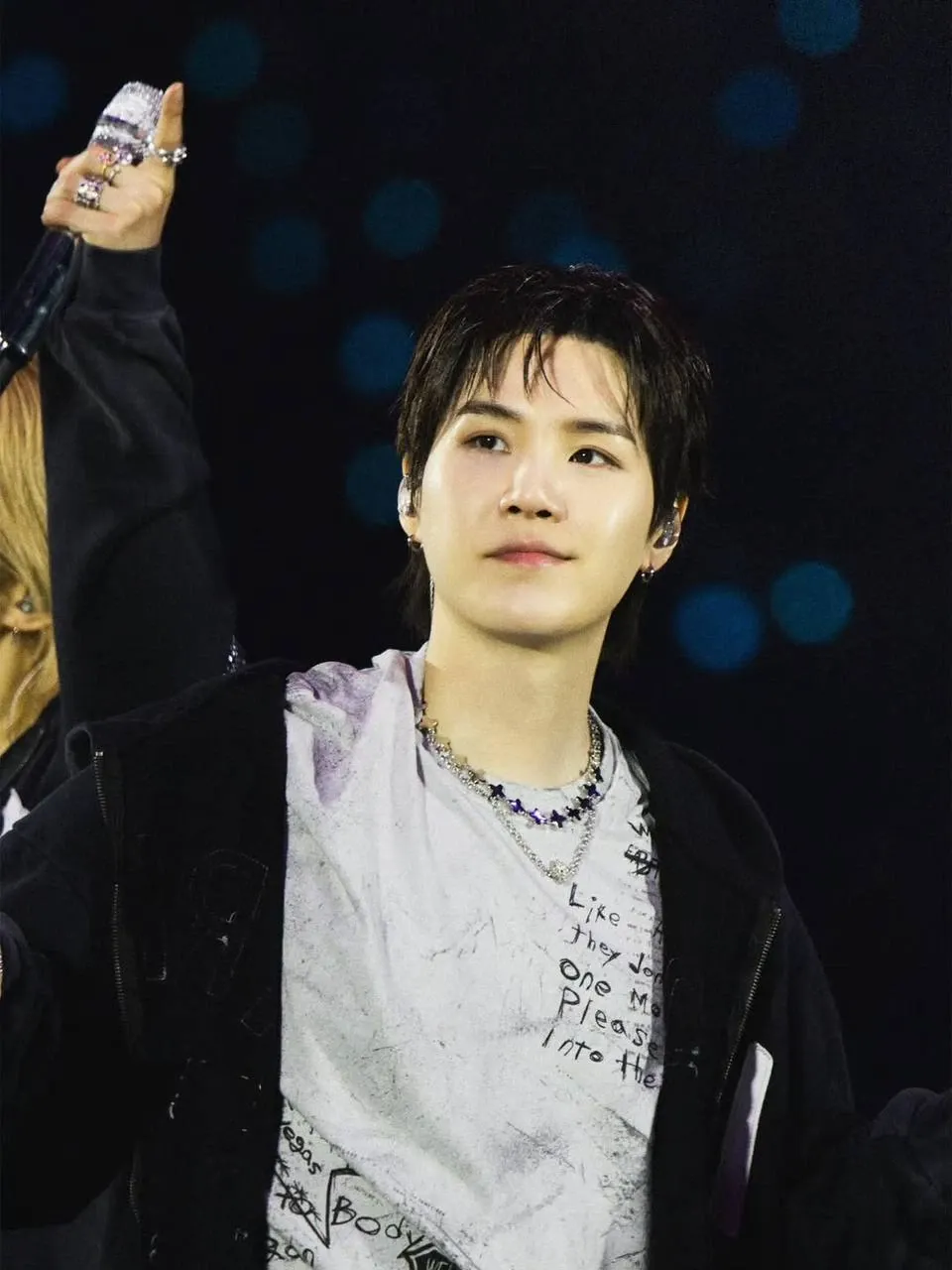 Potret di balik layar SUGA (BTS)