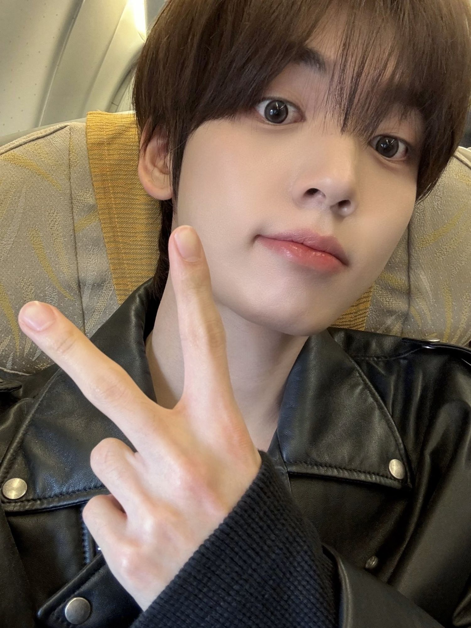 Behind-the-scenes cut of Han Yujin (ZEROBASEONE)