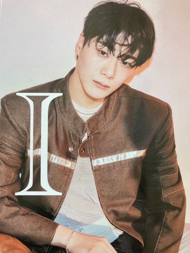 A moment captured by Moonbin (ASTRO)'s fan