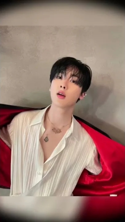 Behind-the-scenes cut of Moonbin (ASTRO)