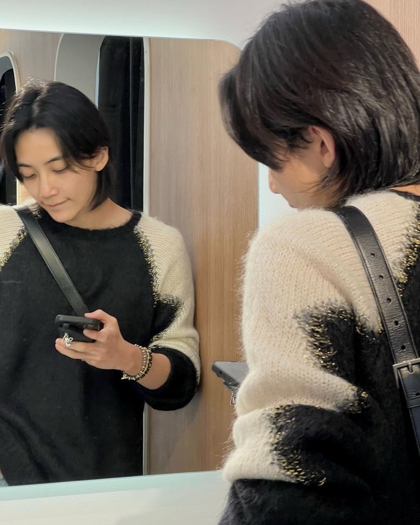 Recent activity shot of Jeonghan (SEVENTEEN)