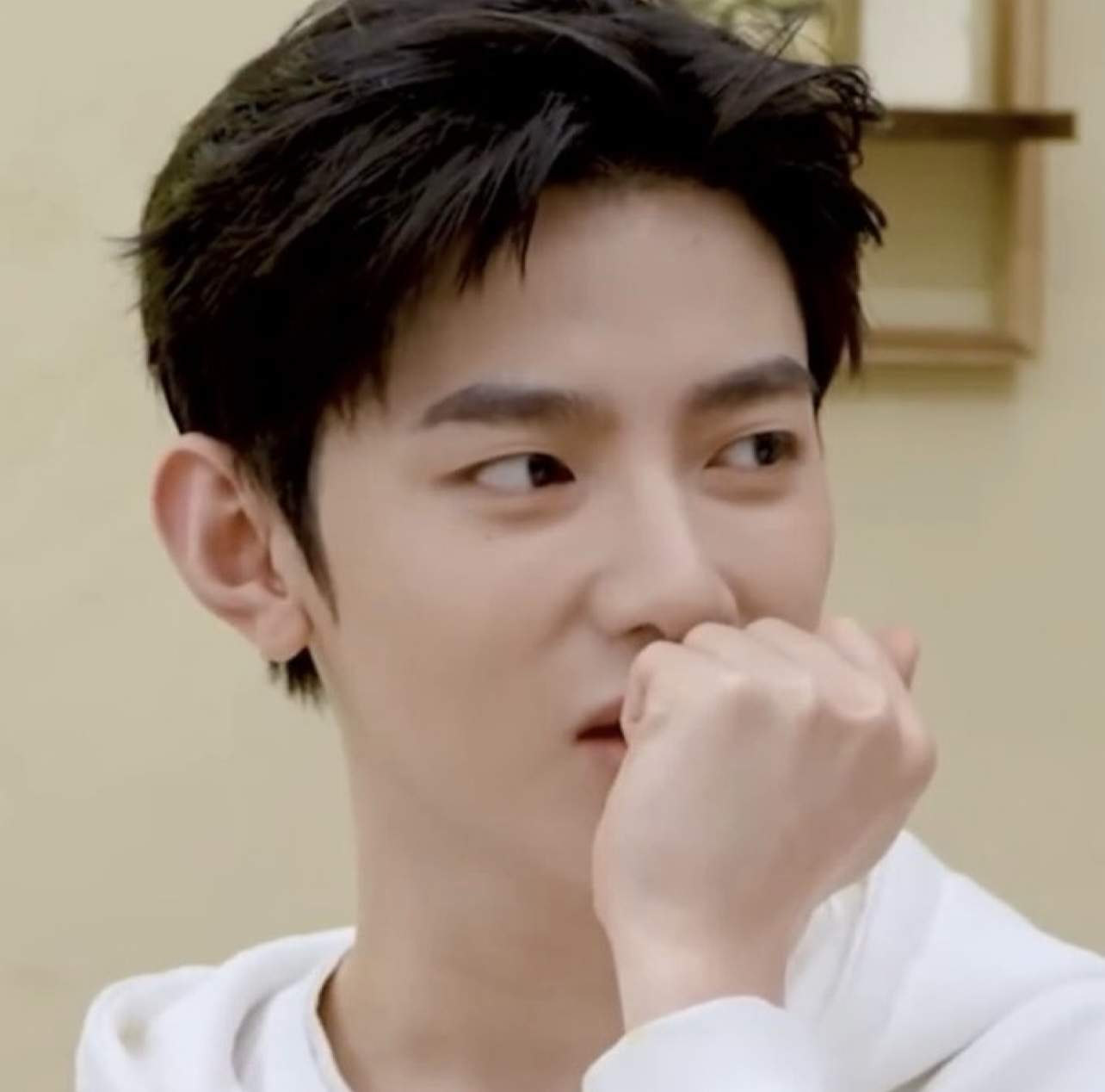Behind-the-scenes cut of Zhang Hao (AND2BLE)