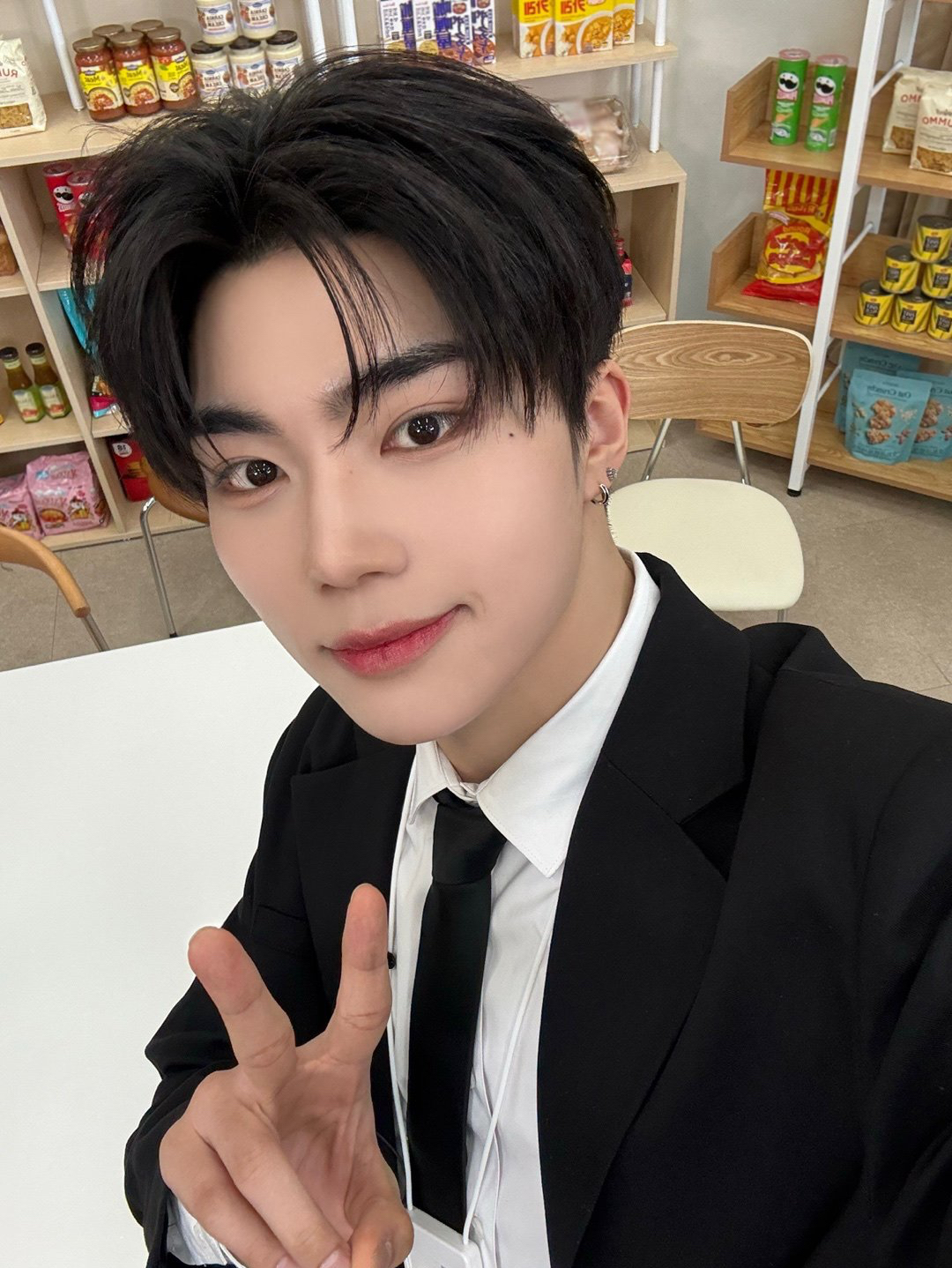 Latest photo of Park Gunwook (ZEROBASEONE)